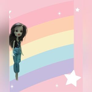 Monster High Frankie Stein 2015 Doll Gray Hair Blue Green Eyes Ghoul Spirit